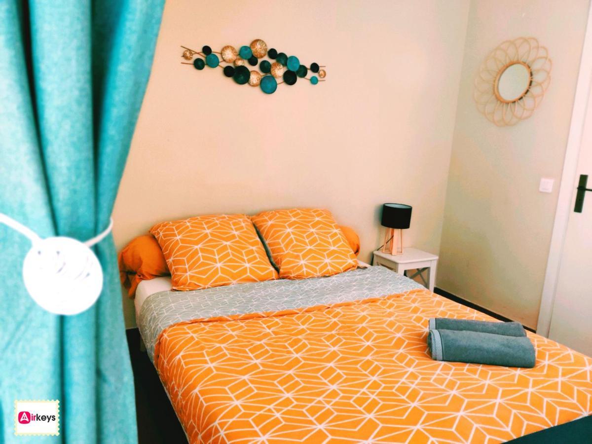 Grand Studio Azur Avec Terrasse - Vieil Antibes Zewnętrze zdjęcie